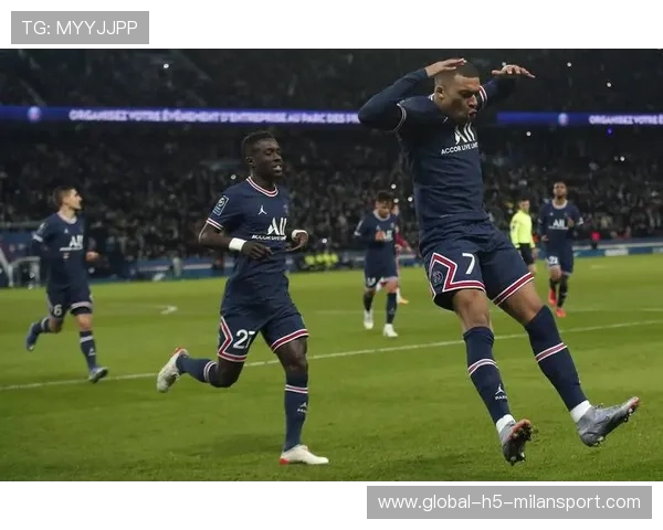 巴黎圣日耳曼强势领跑法甲，摩纳哥紧随其后，巴黎圣日耳曼mojito